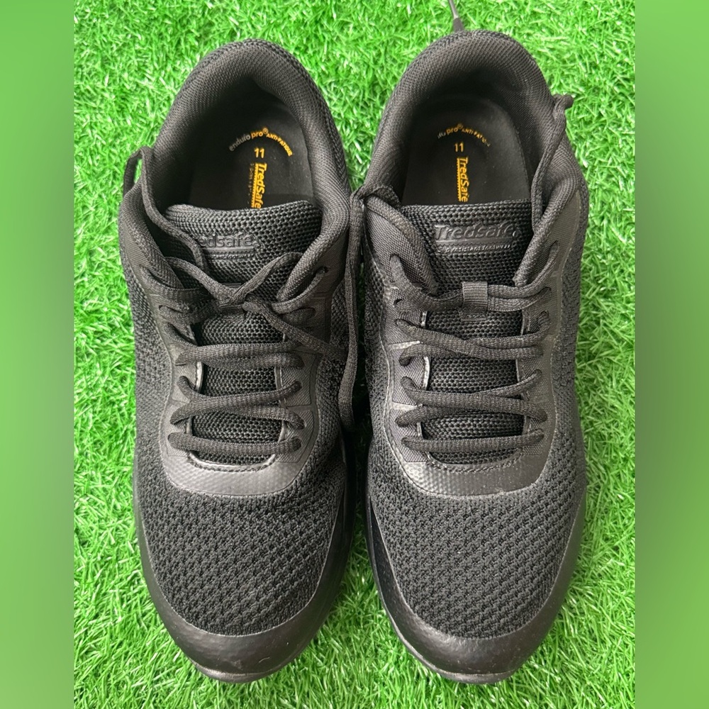 Tredsafe Women’s Work Shoes Size 11‎